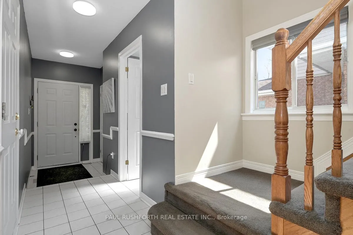 Photo 3 of 4316 Owl Valley Drive, Ottawa, Riverside South/Gloucester Glen — HOMEH