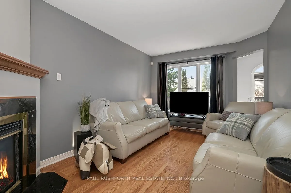 Photo 6 of 4316 Owl Valley Drive, Ottawa, Riverside South/Gloucester Glen — HOMEH