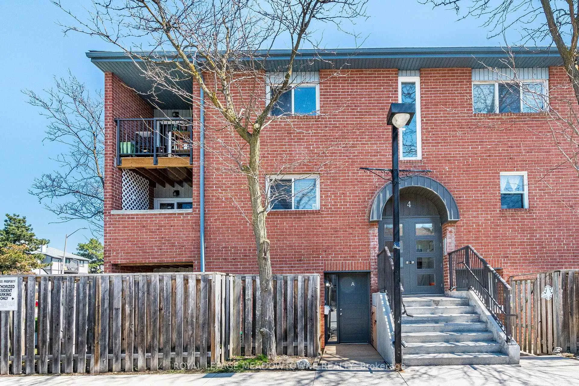 Front of Unit 4A, 2866 Battleford Road