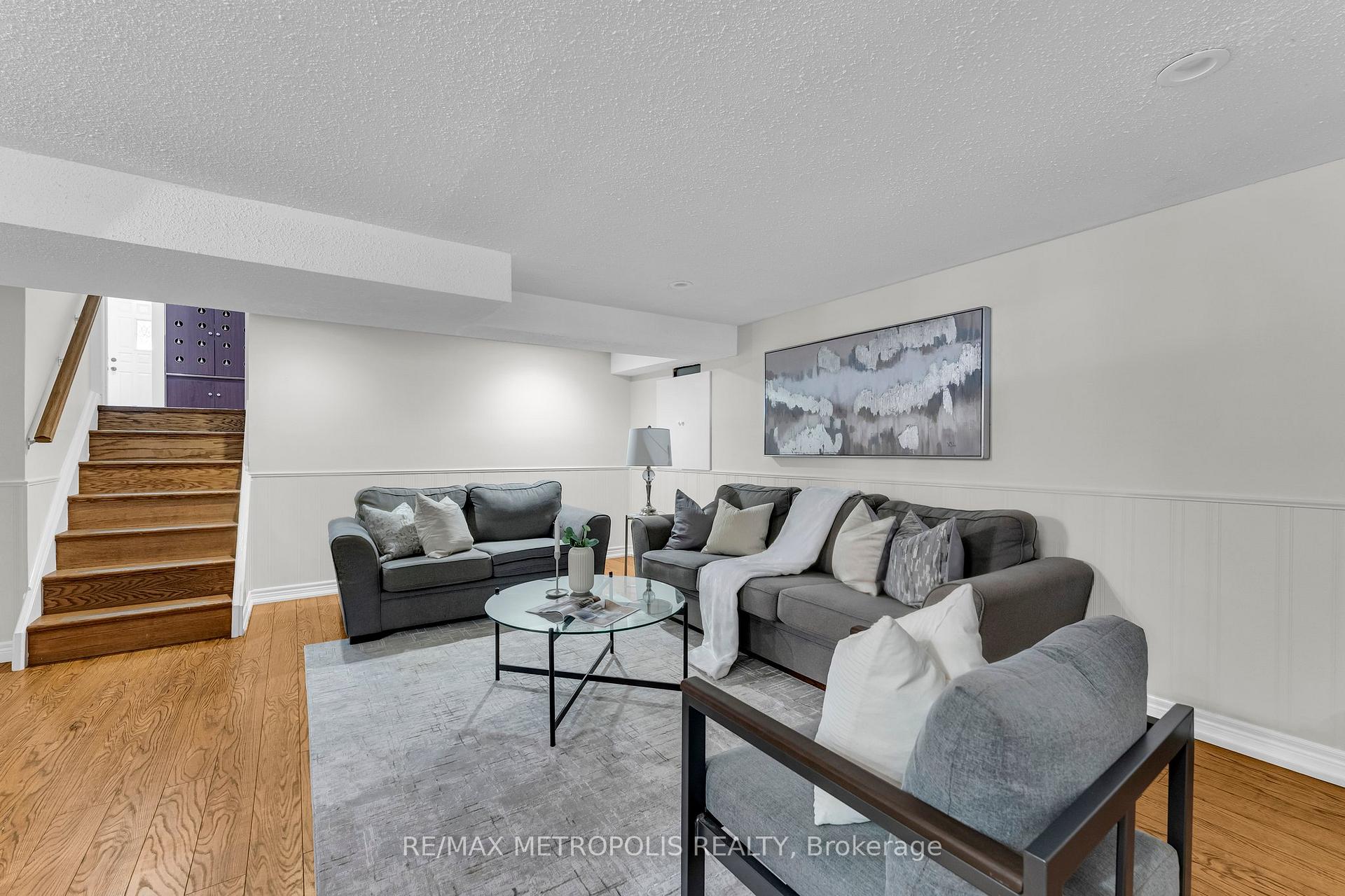 Photo 18 of 6 Danton Court, Ajax, South West — HOMEH