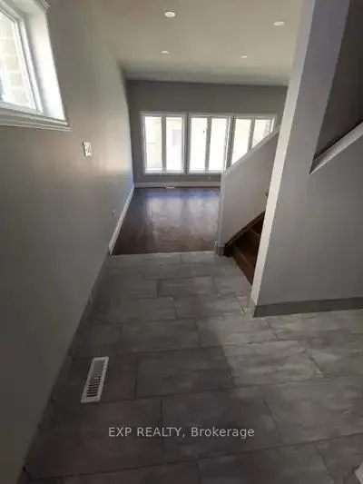 Photo 2 of Unit 51, 3560 Singleton Avenue, London, South W — HOMEH