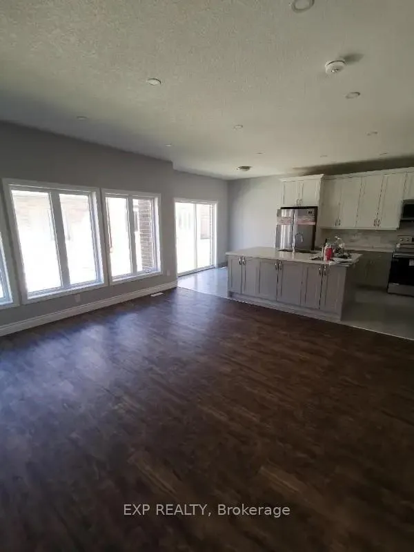 Photo 3 of Unit 51, 3560 Singleton Avenue, London, South W — HOMEH