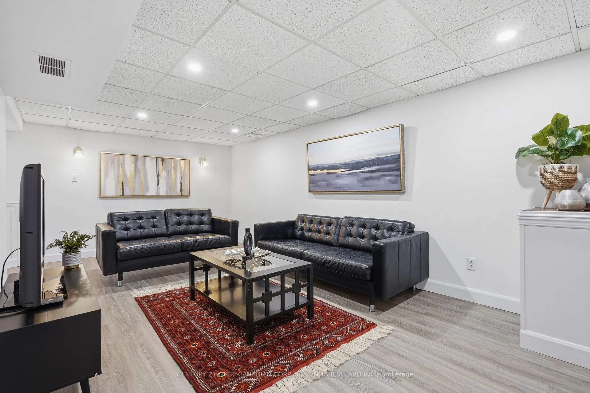 Photo 19 of 45 Cottonwood Crescent, London, North F — HOMEH