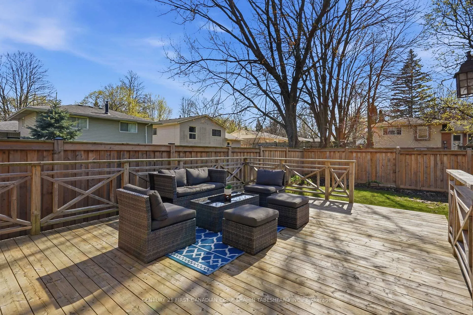 Photo 22 of 45 Cottonwood Crescent, London, North F — HOMEH