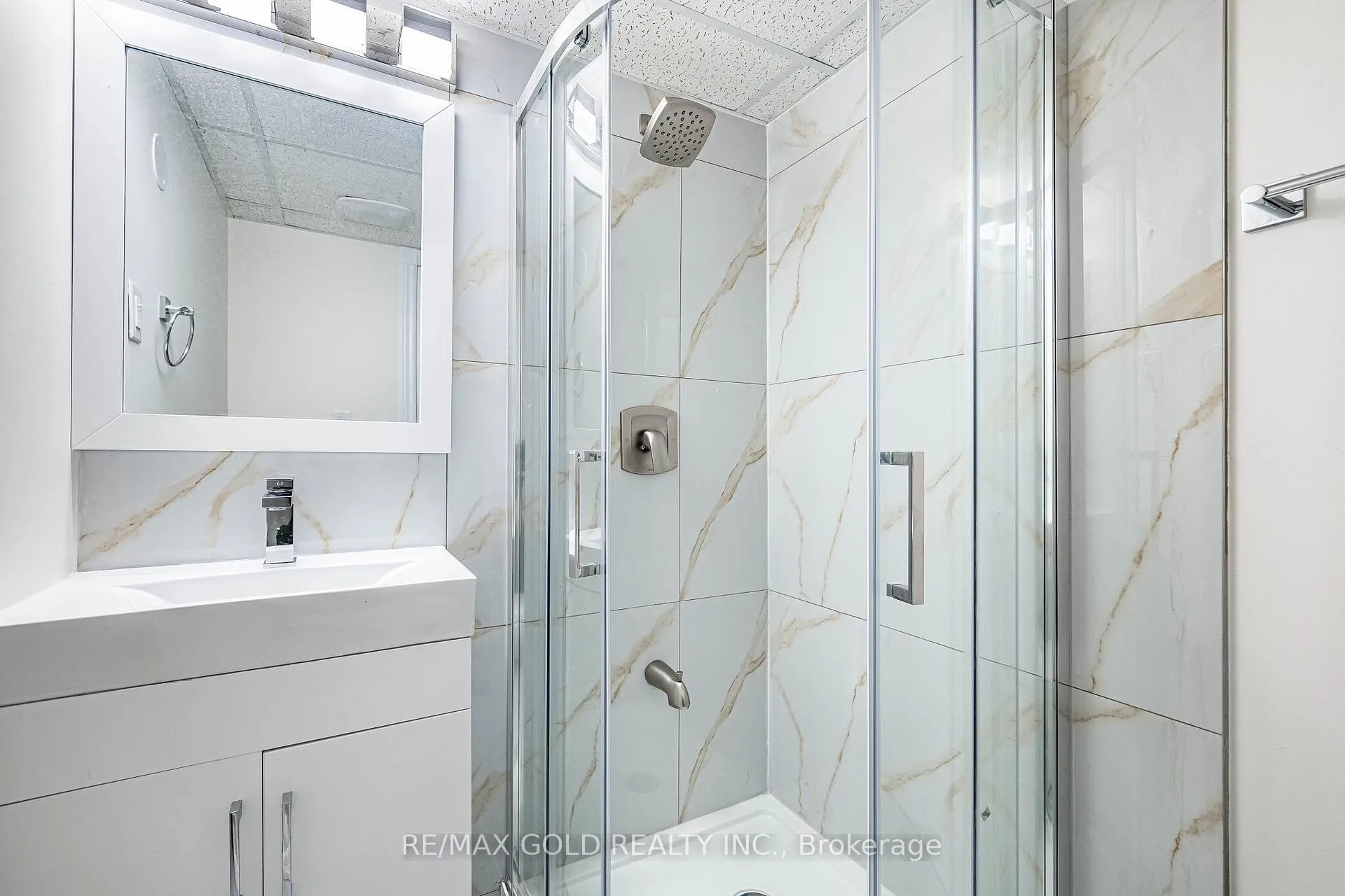Photo 35 of 110 Sandyshores Drive, Brampton, Sandringham-Wellington — HOMEH