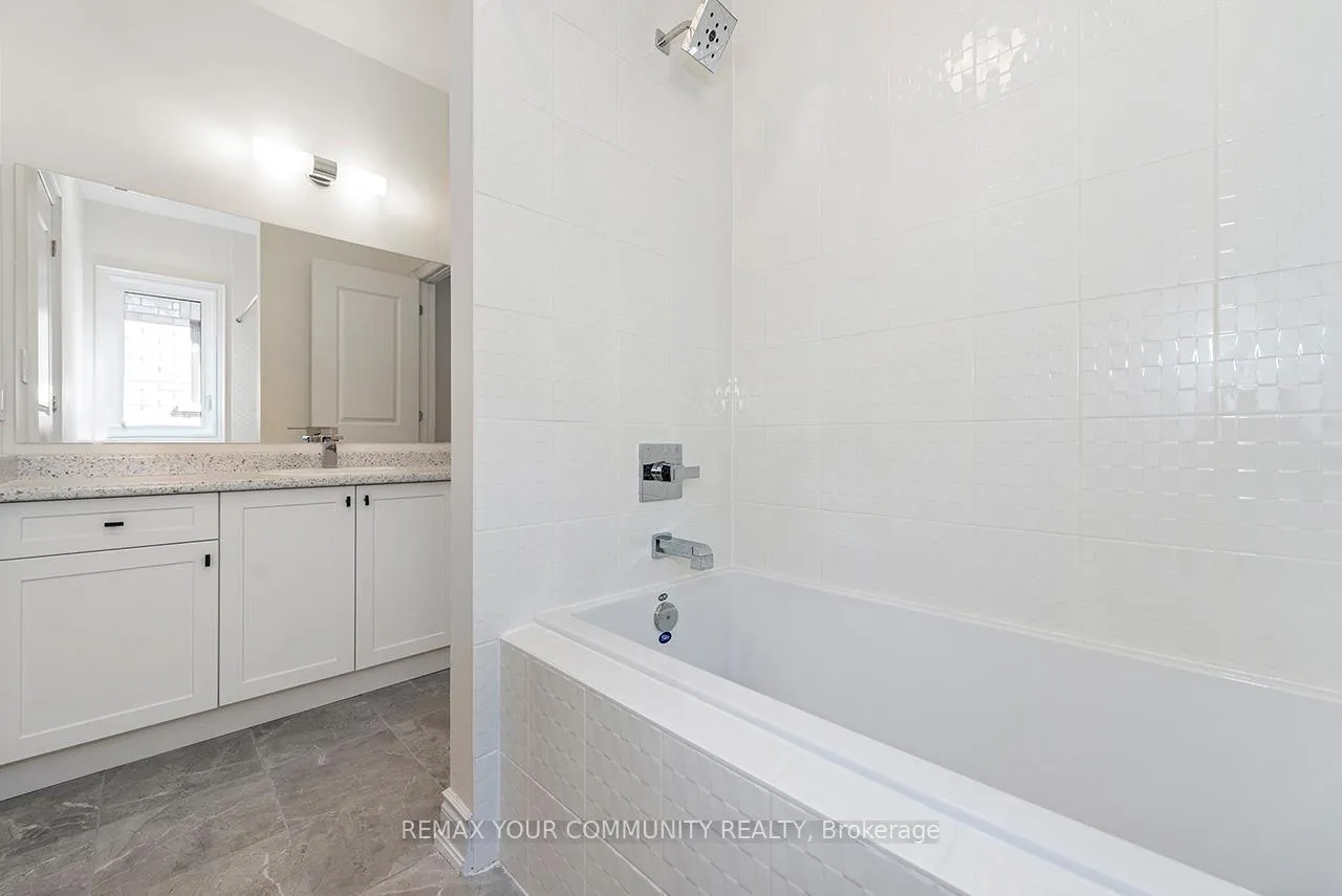 Photo 13 of 12 Wild Ginger Lane, Springwater, Midhurst — HOMEH