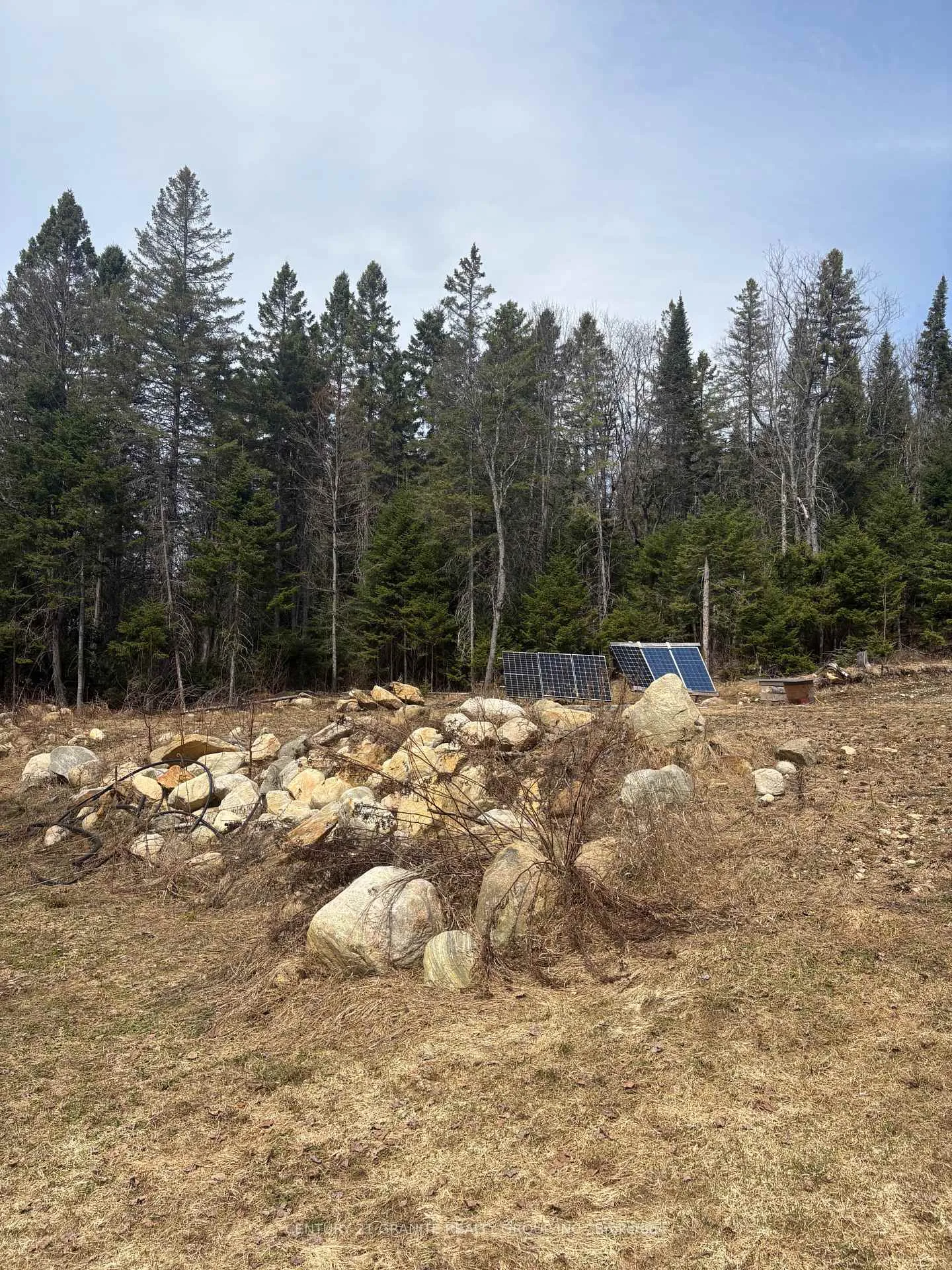 Photo 20 of 1079 North Mackenzie Lake Road, South Algonquin — HOMEH