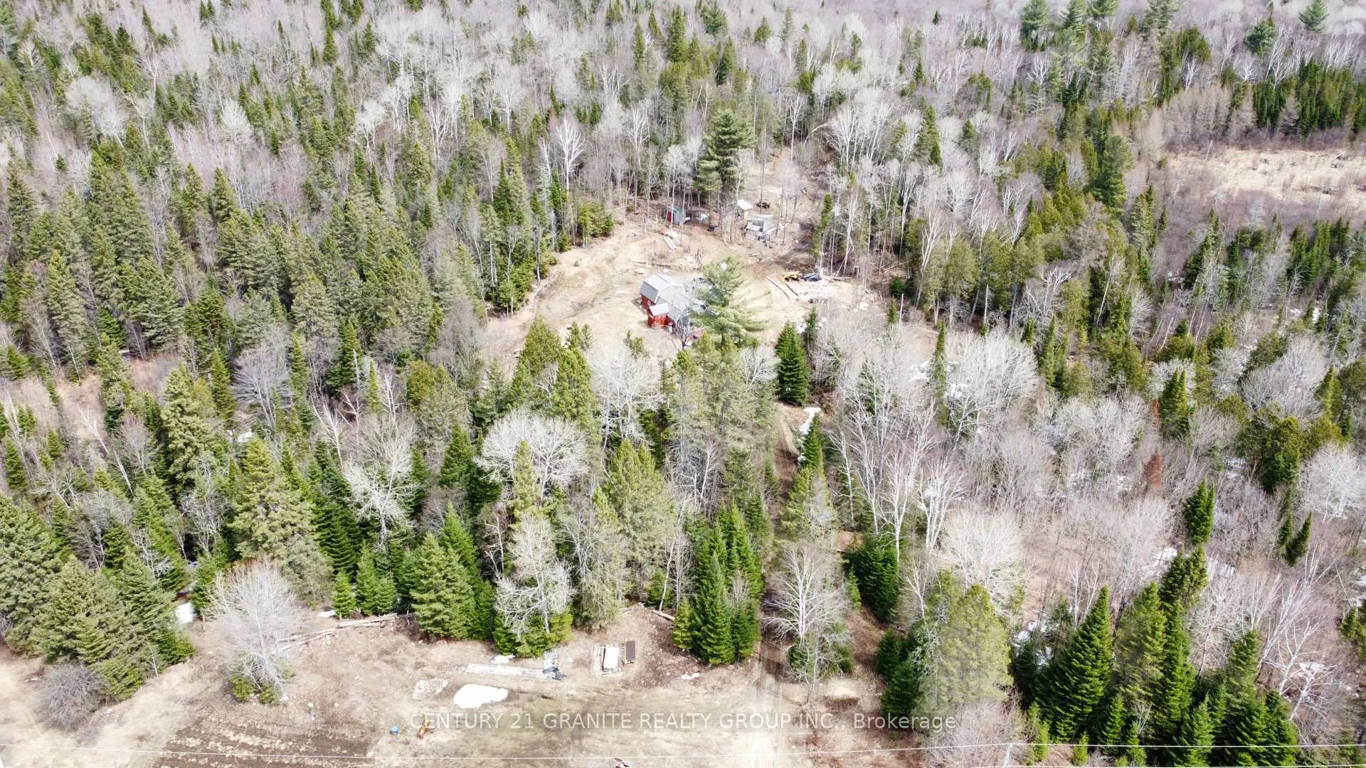 Photo 23 of 1079 North Mackenzie Lake Road, South Algonquin — HOMEH