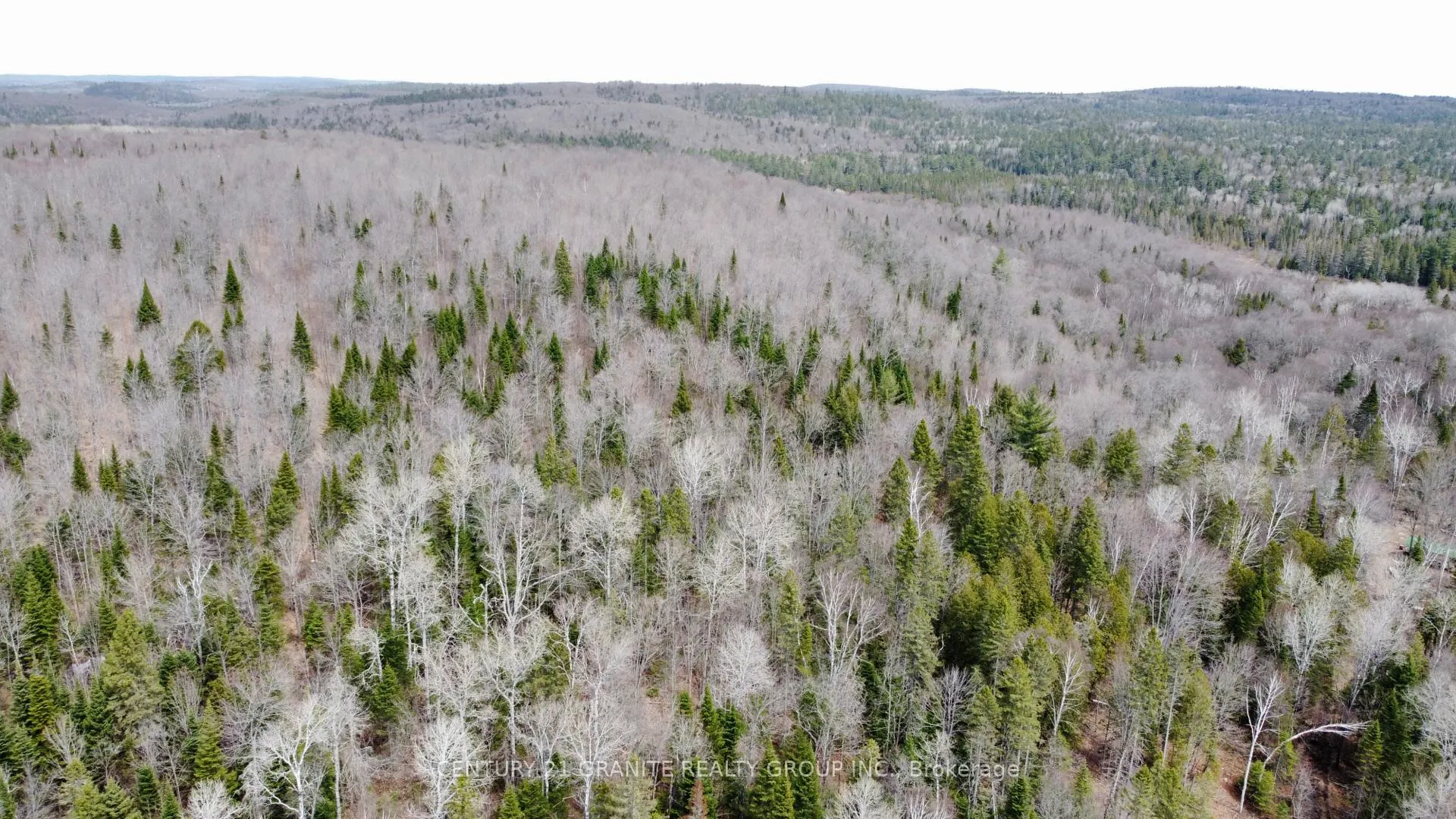 Photo 27 of 1079 North Mackenzie Lake Road, South Algonquin — HOMEH