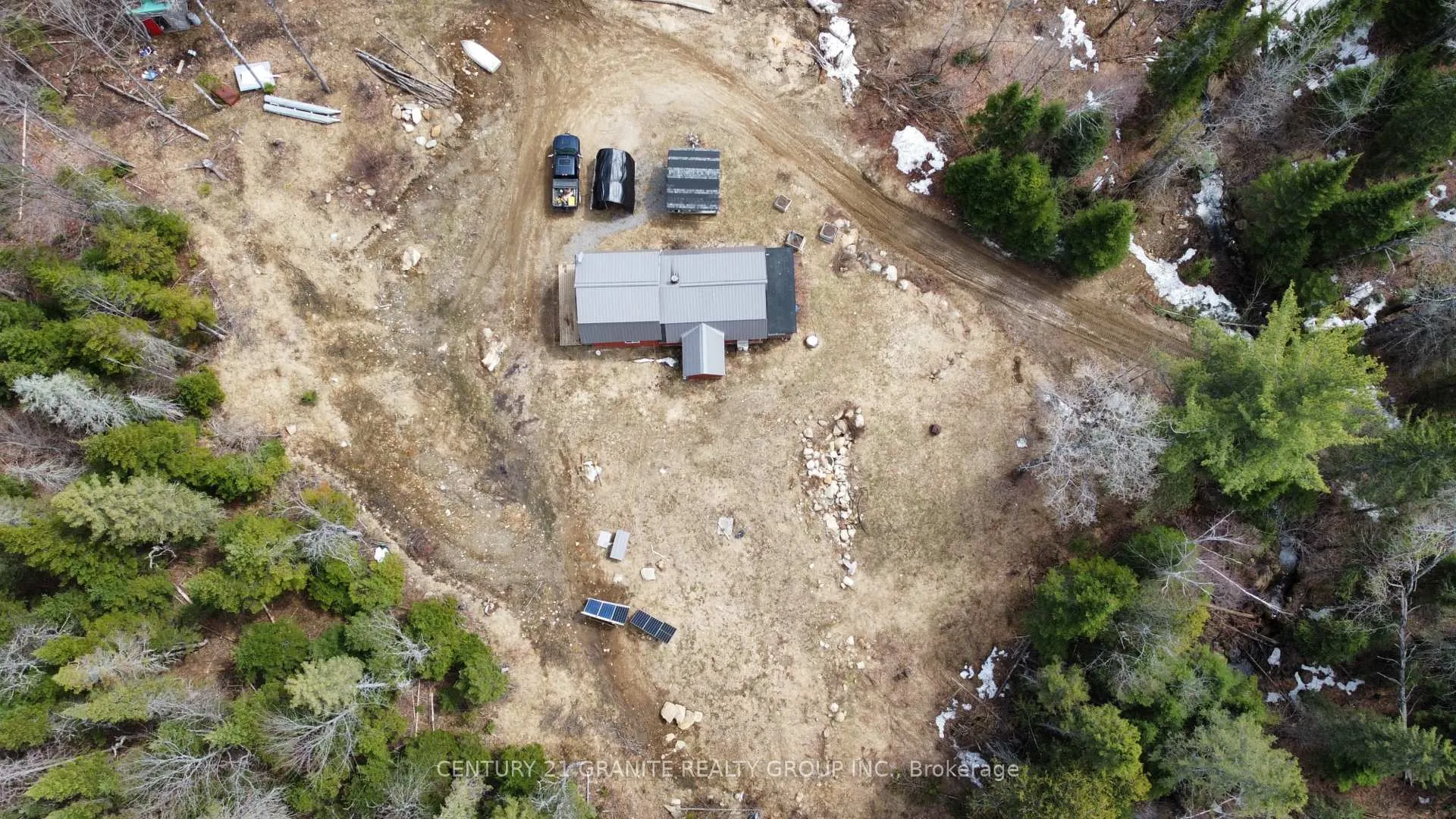 Photo 28 of 1079 North Mackenzie Lake Road, South Algonquin — HOMEH