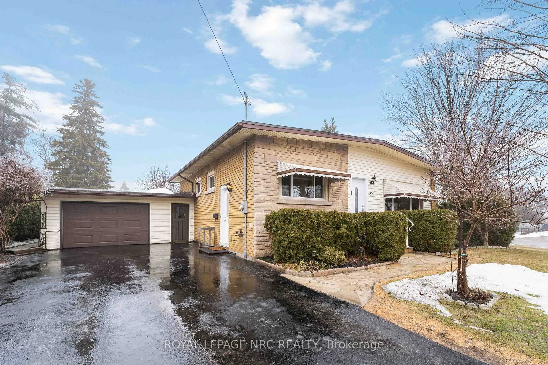Photo 4 of 4542 Nancy Drive, Niagara Falls, Morrison — HOMEH