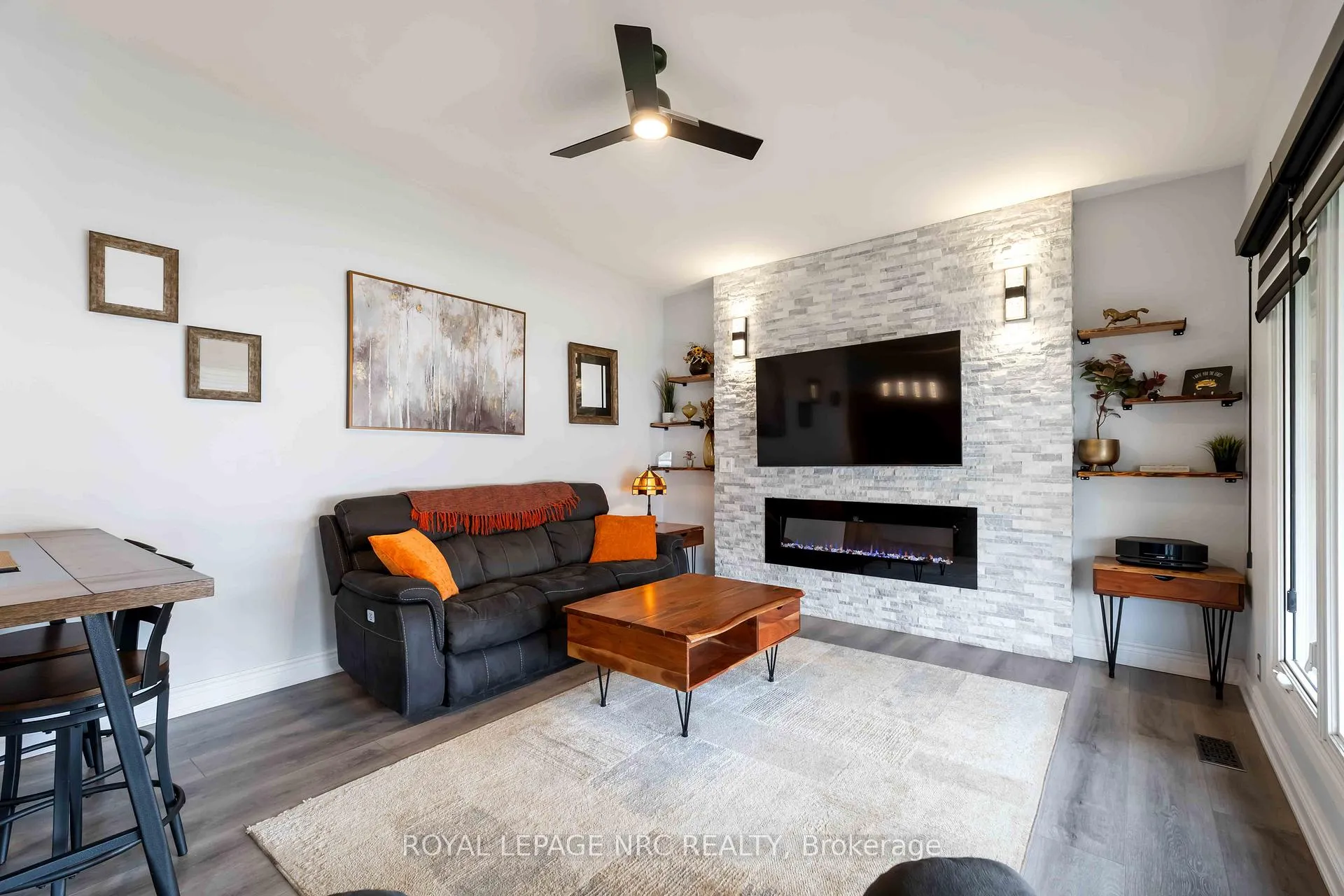 Photo 5 of 4542 Nancy Drive, Niagara Falls, Morrison — HOMEH