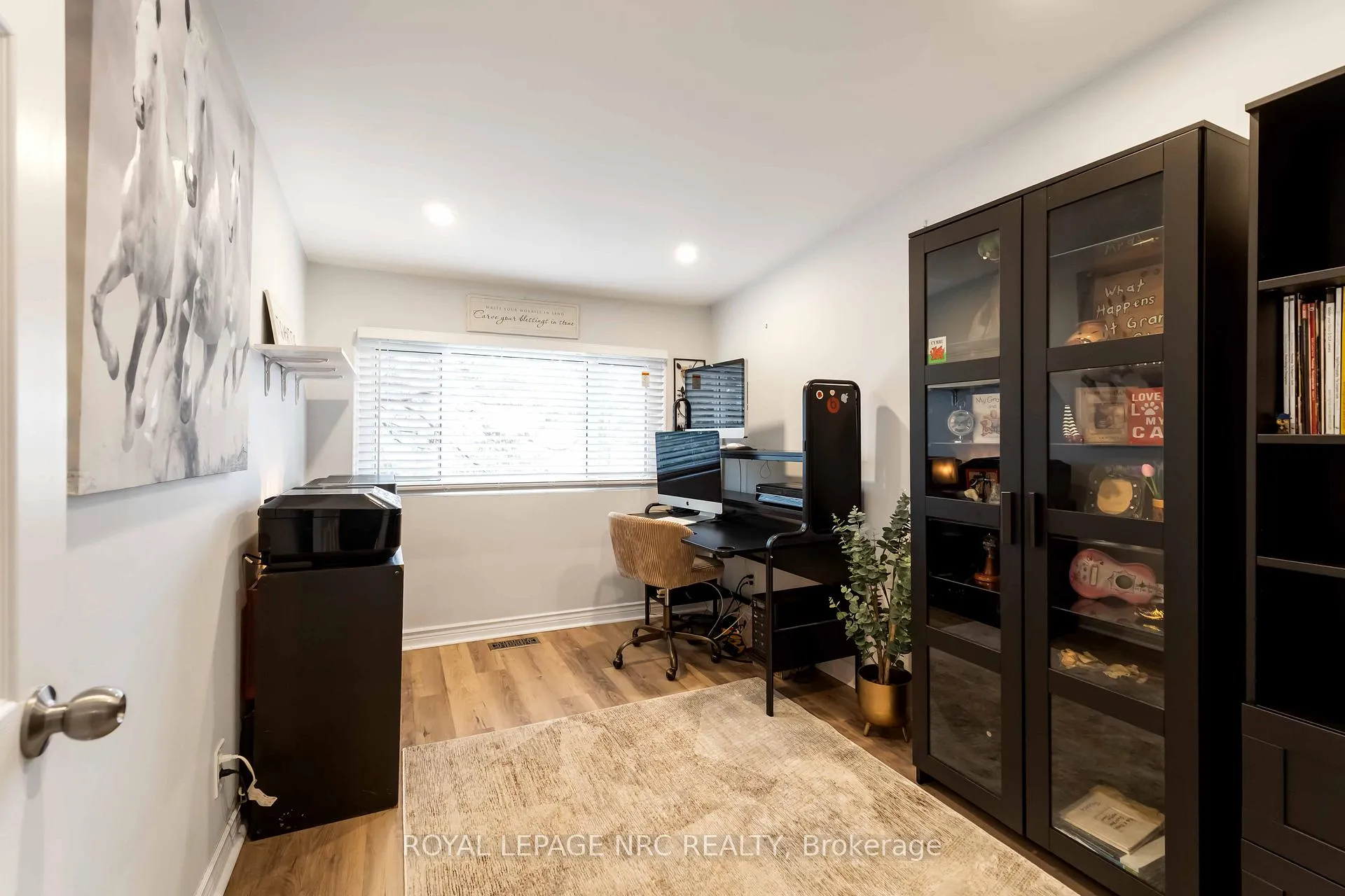 Photo 14 of 4542 Nancy Drive, Niagara Falls, Morrison — HOMEH
