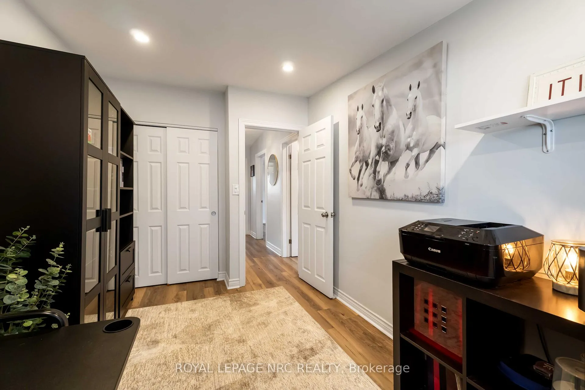 Photo 15 of 4542 Nancy Drive, Niagara Falls, Morrison — HOMEH