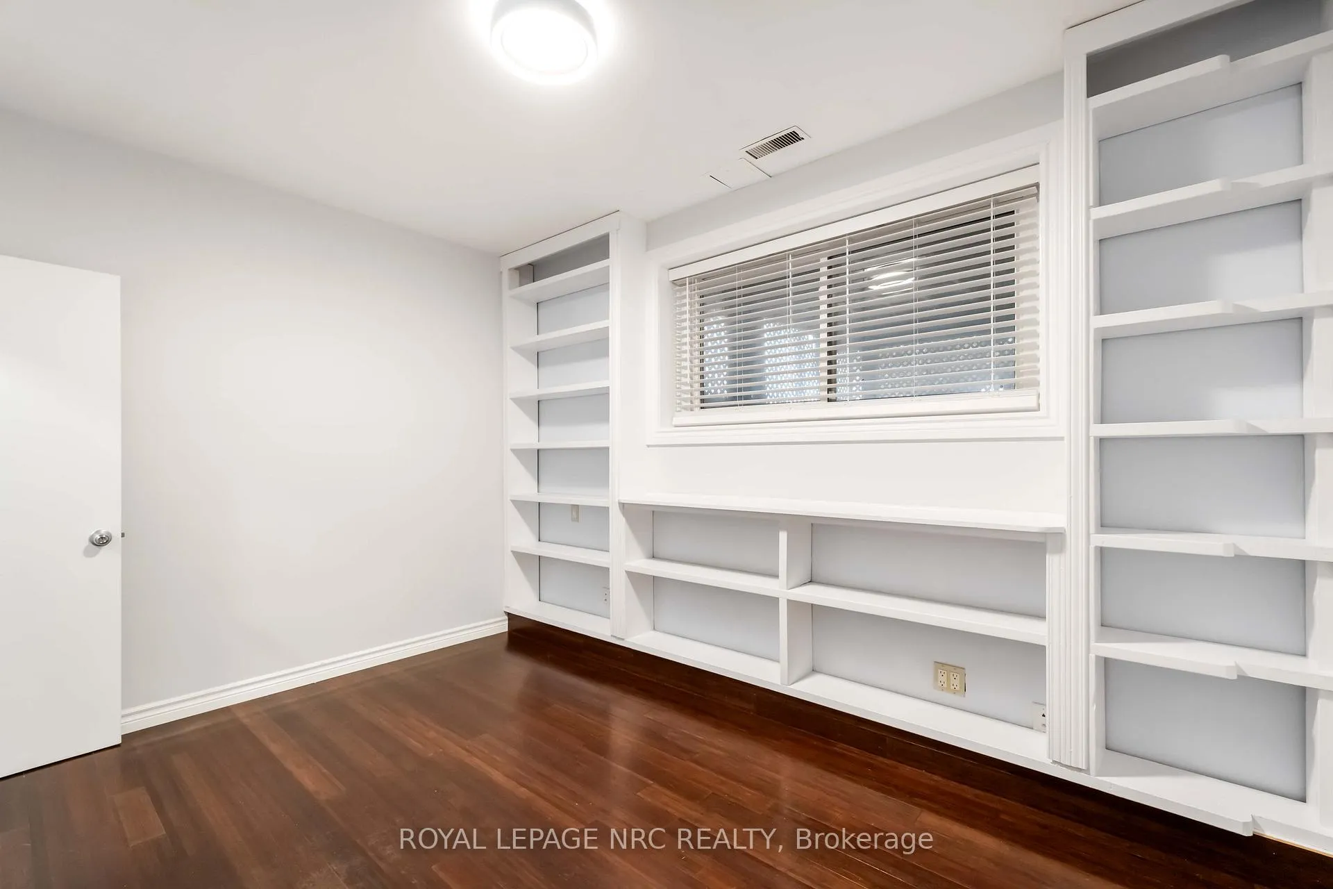Photo 19 of 4542 Nancy Drive, Niagara Falls, Morrison — HOMEH