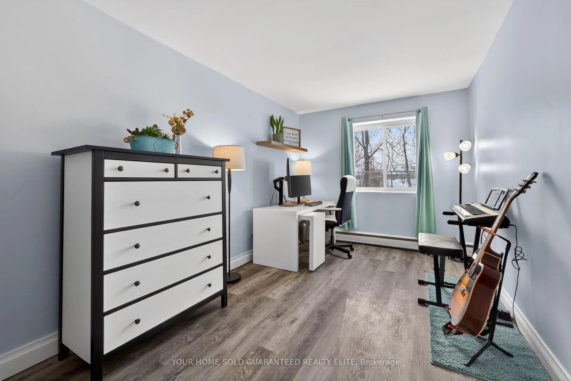 Photo 5 of Unit 10, 456 Carlton Street, St. Catharines, Facer — HOMEH