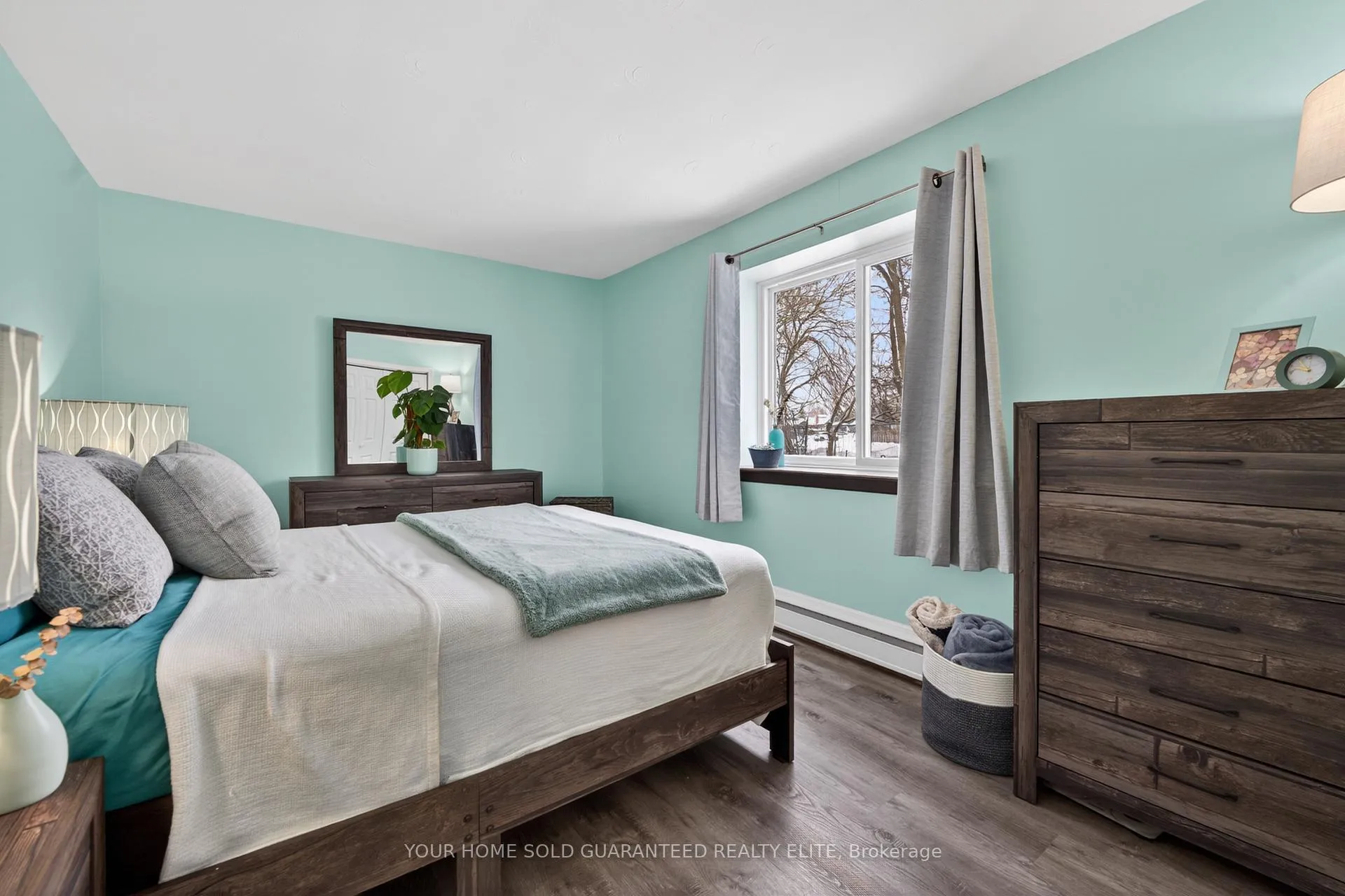 Photo 13 of Unit 10, 456 Carlton Street, St. Catharines, Facer — HOMEH