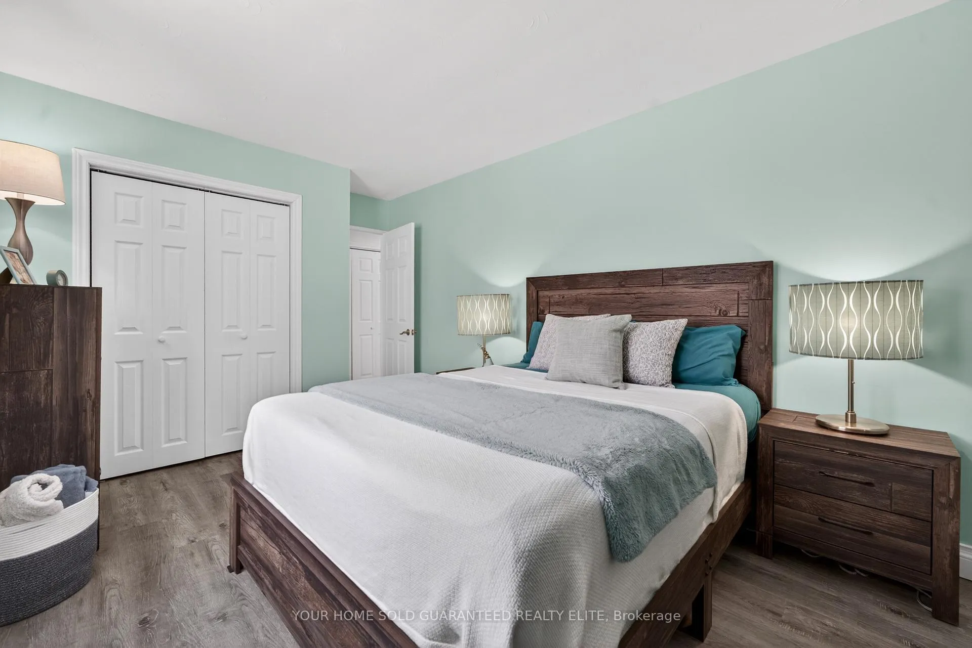 Photo 14 of Unit 10, 456 Carlton Street, St. Catharines, Facer — HOMEH
