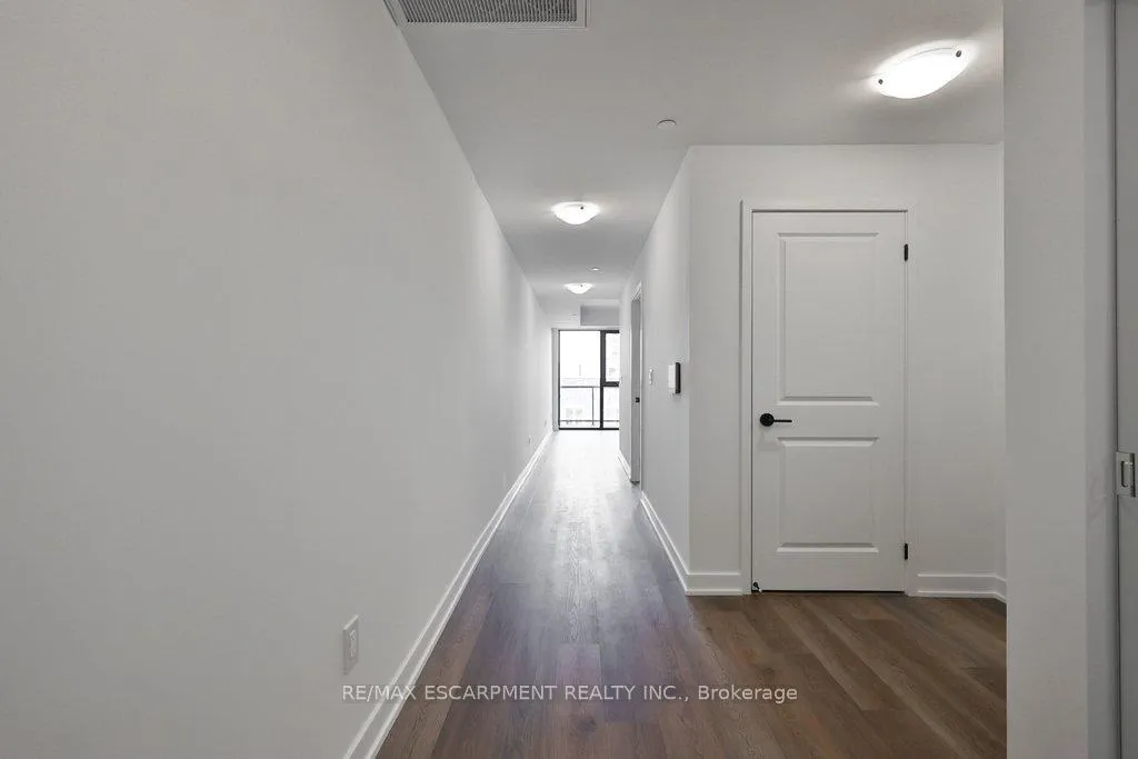 Photo 4 of Unit 304, 2075 Lakeshore Road, Burlington, Brant — HOMEH