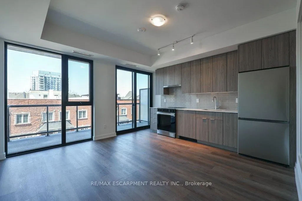 Photo 9 of Unit 304, 2075 Lakeshore Road, Burlington, Brant — HOMEH