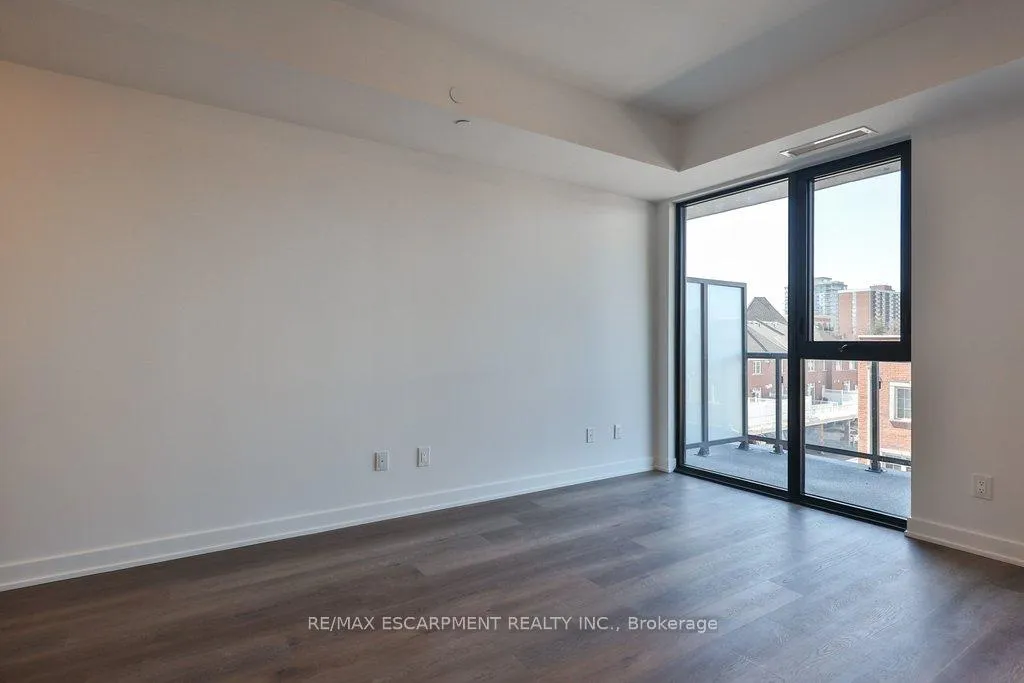 Photo 14 of Unit 304, 2075 Lakeshore Road, Burlington, Brant — HOMEH