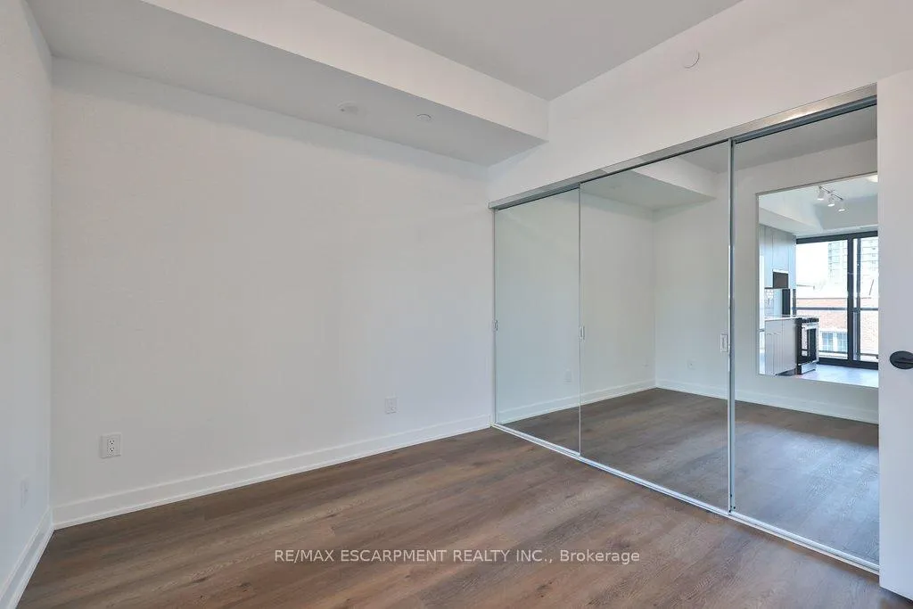 Photo 16 of Unit 304, 2075 Lakeshore Road, Burlington, Brant — HOMEH