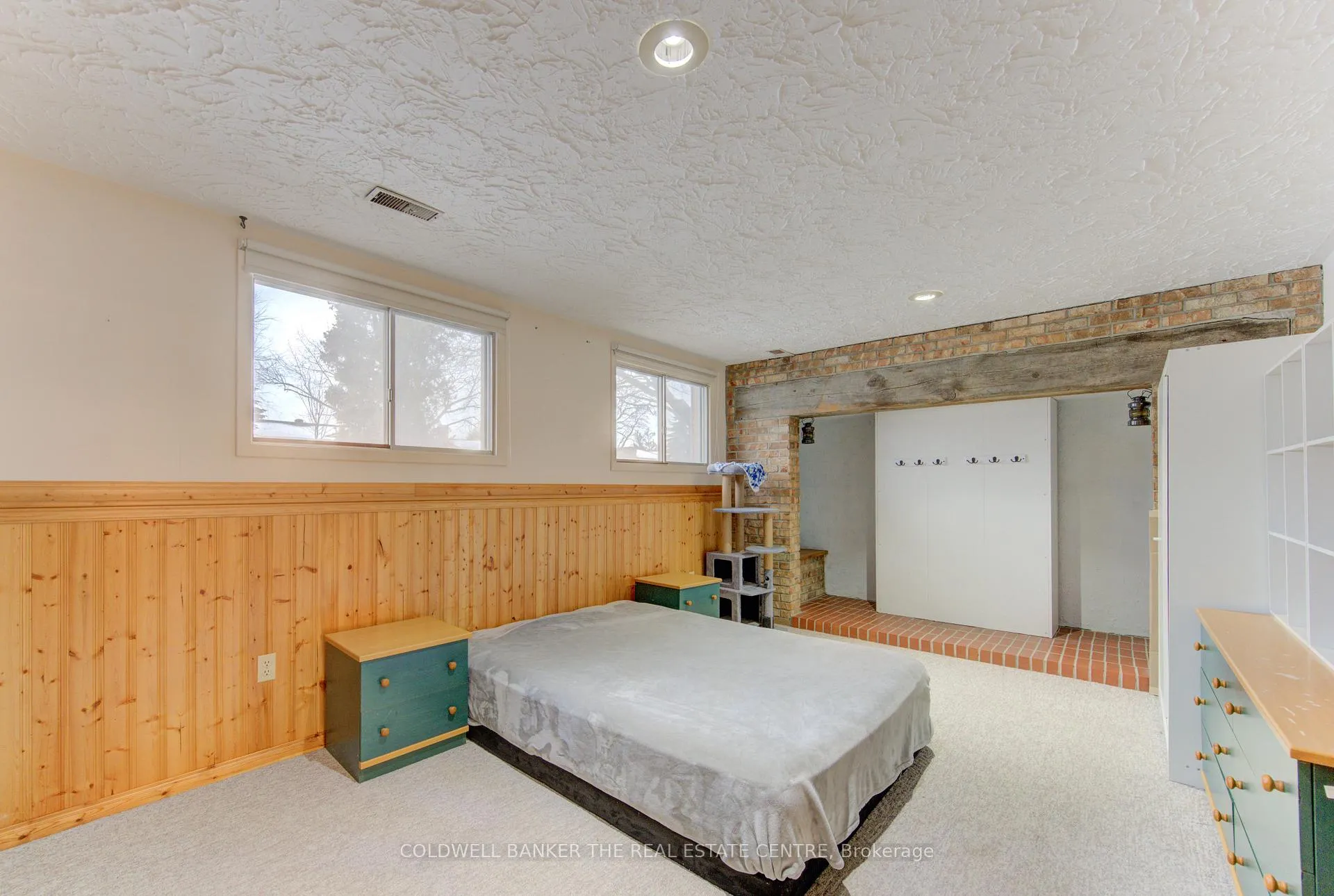 Photo 22 of 98 Shea Crescent, Kitchener — HOMEH