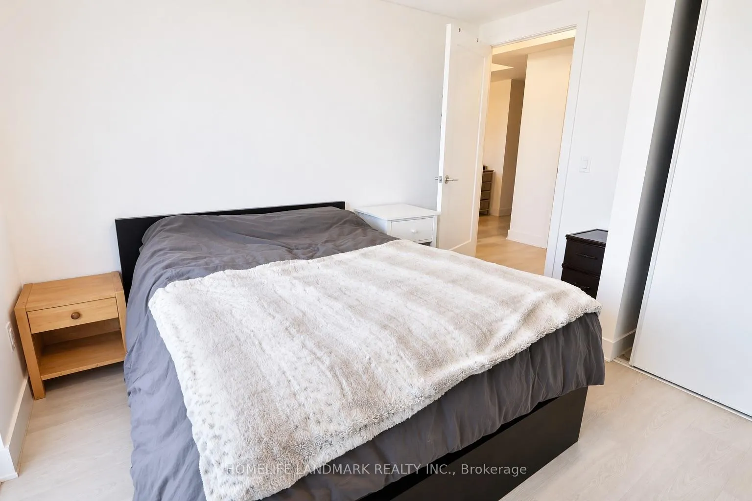 Photo 12 of Unit 2103, 2545 Simcoe Street N, Oshawa, Windfields — HOMEH