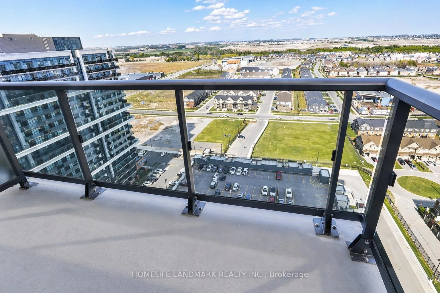 Photo 14 of Unit 2103, 2545 Simcoe Street N, Oshawa, Windfields — HOMEH