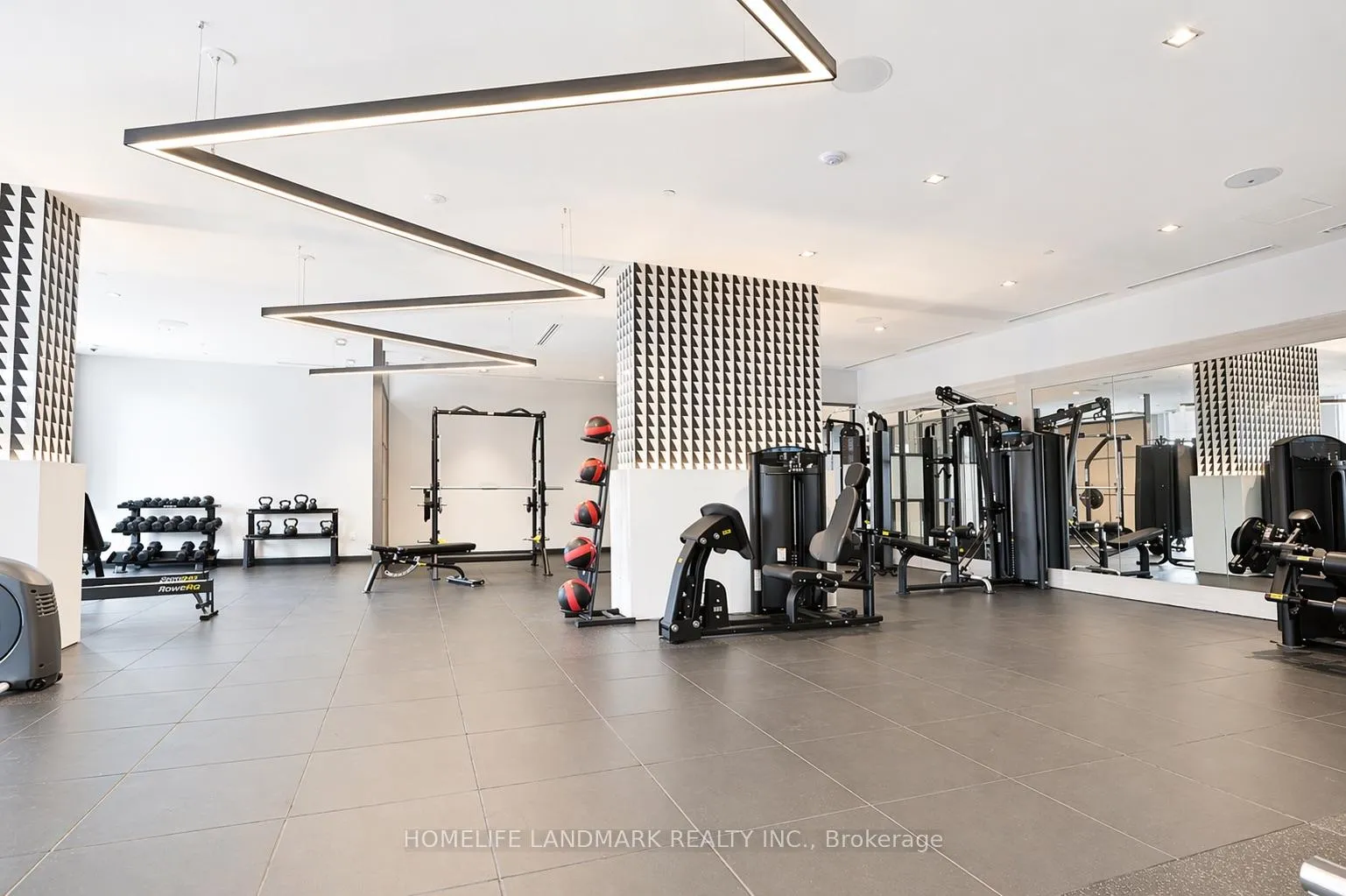 Photo 16 of Unit 2103, 2545 Simcoe Street N, Oshawa, Windfields — HOMEH