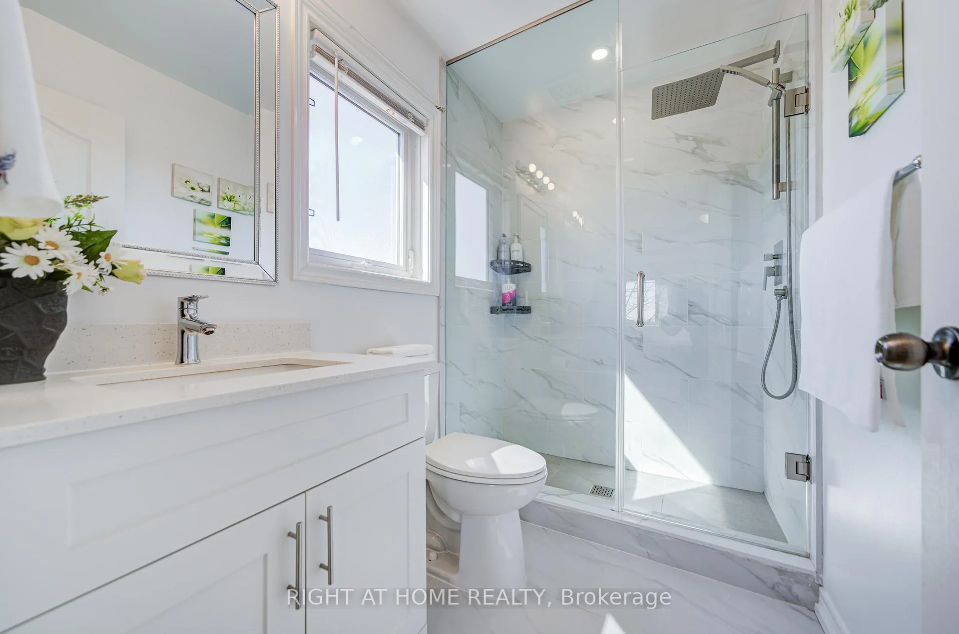 Photo 27 of 3064 Highbourne Crescent, Oakville, Bronte Creek — HOMEH