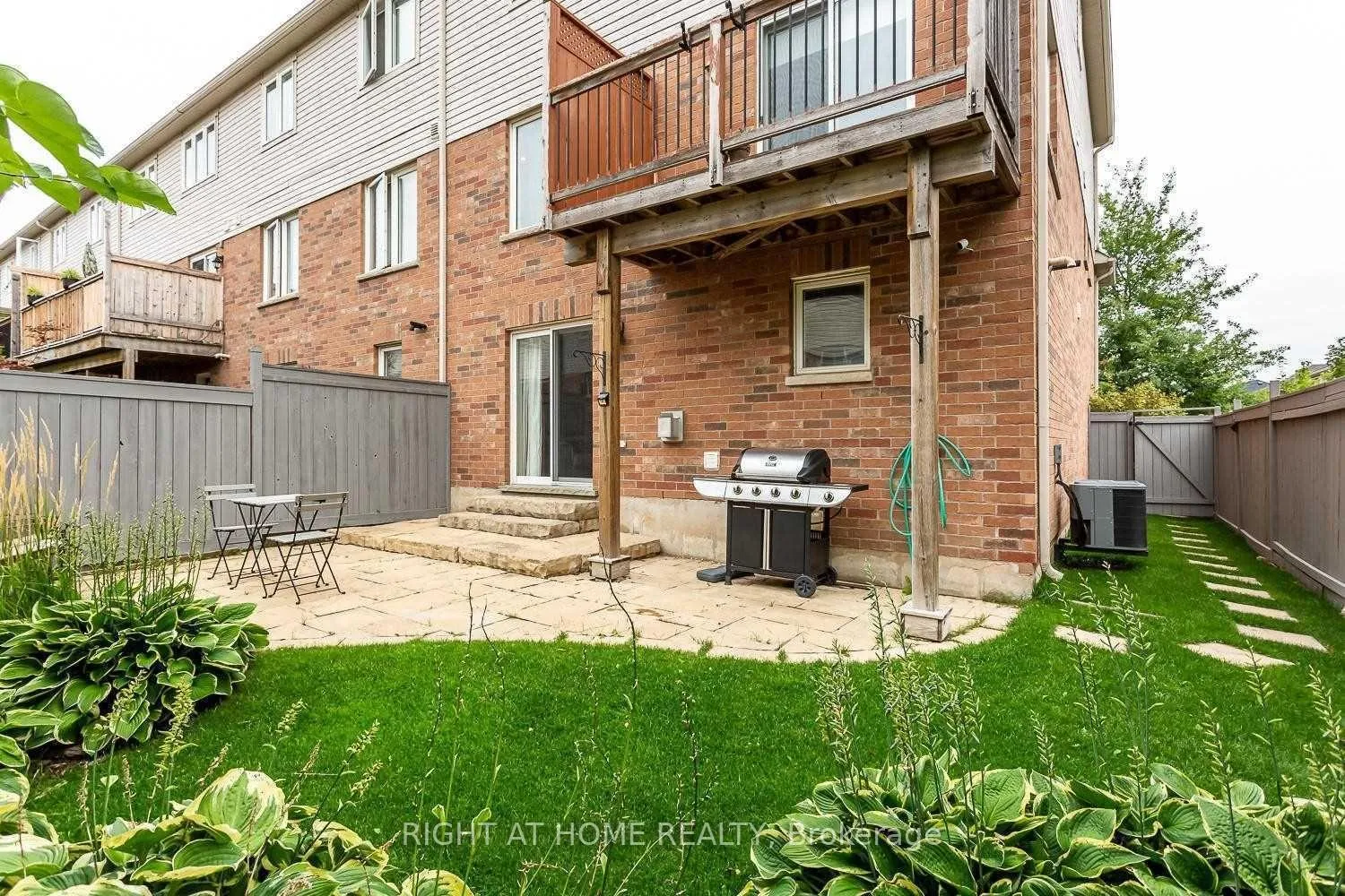Photo 42 of 3064 Highbourne Crescent, Oakville, Bronte Creek — HOMEH