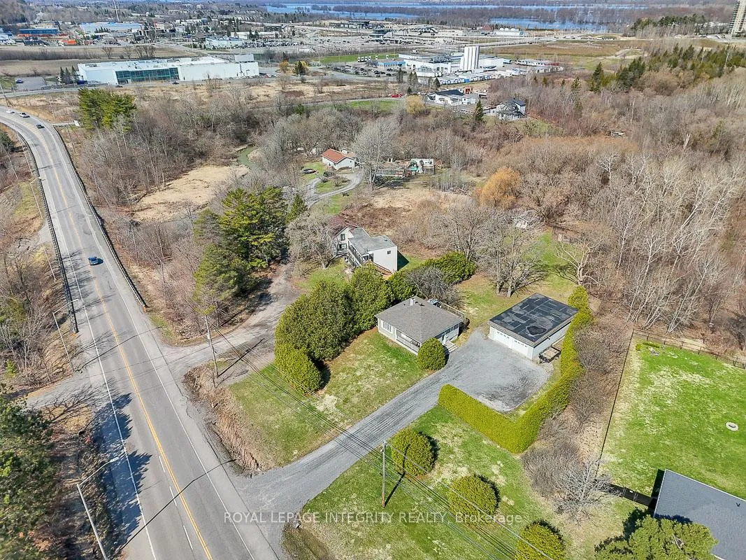 Photo 9 of 1099 Old Montreal Road, Ottawa, Camelot — HOMEH