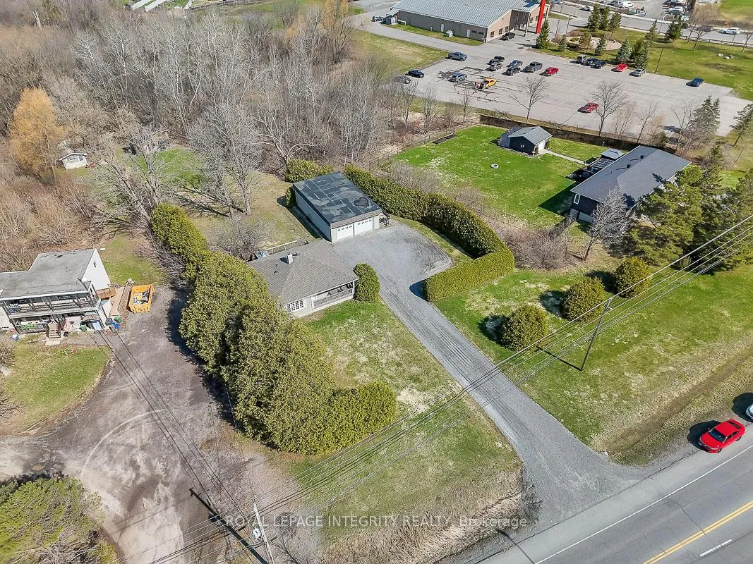 Photo 10 of 1099 Old Montreal Road, Ottawa, Camelot — HOMEH
