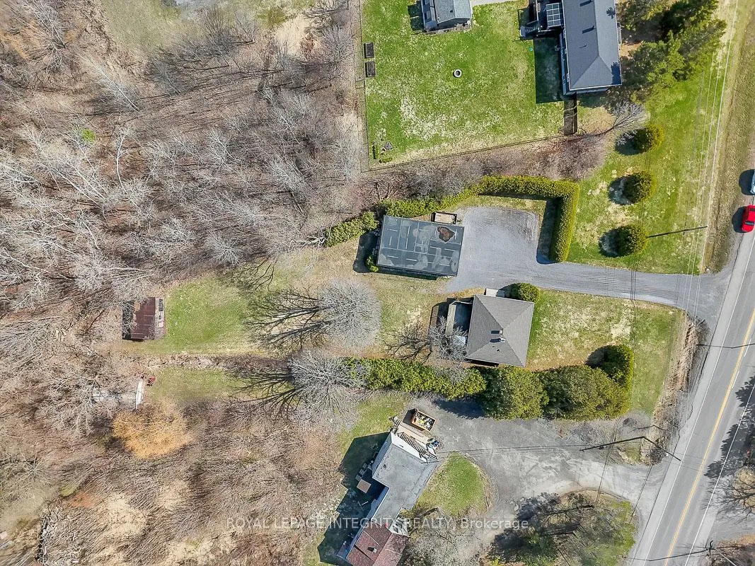 Photo 11 of 1099 Old Montreal Road, Ottawa, Camelot — HOMEH