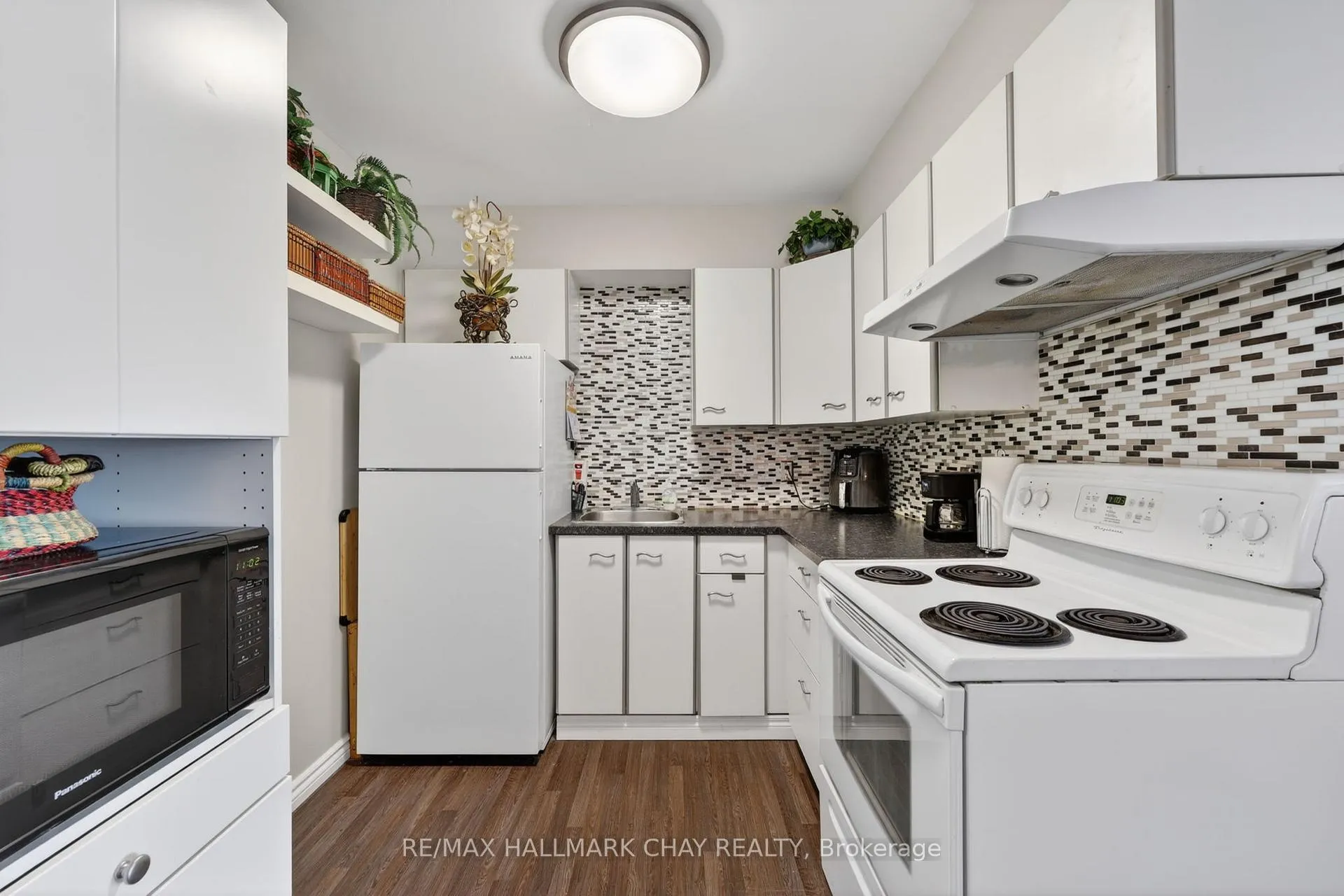 Photo 10 of Unit 304, 120 Bell Farm Road, Barrie, Alliance — HOMEH