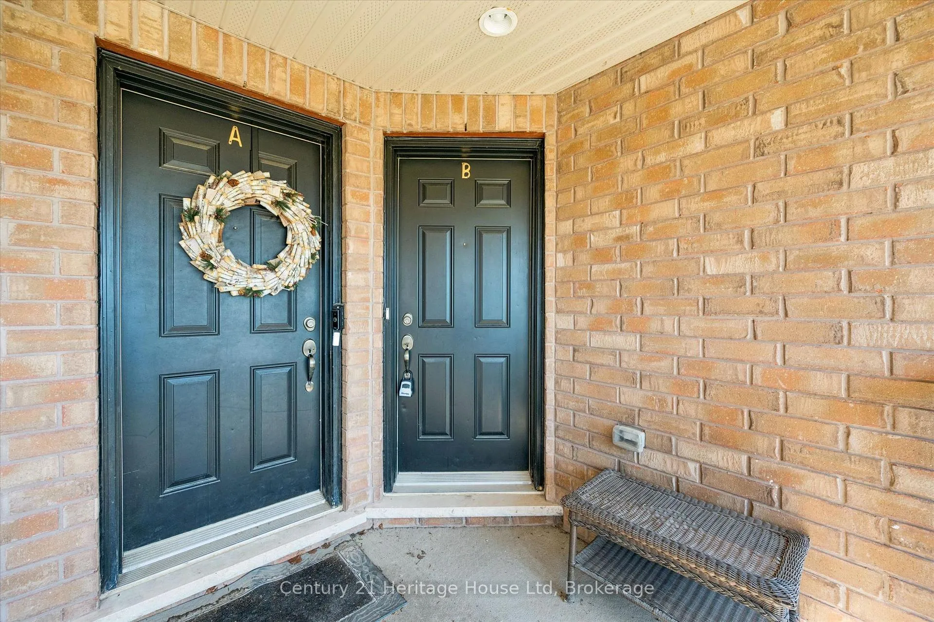 Photo 9 of Unit B, 656 Woodlawn Road, Guelph, Victoria North — HOMEH