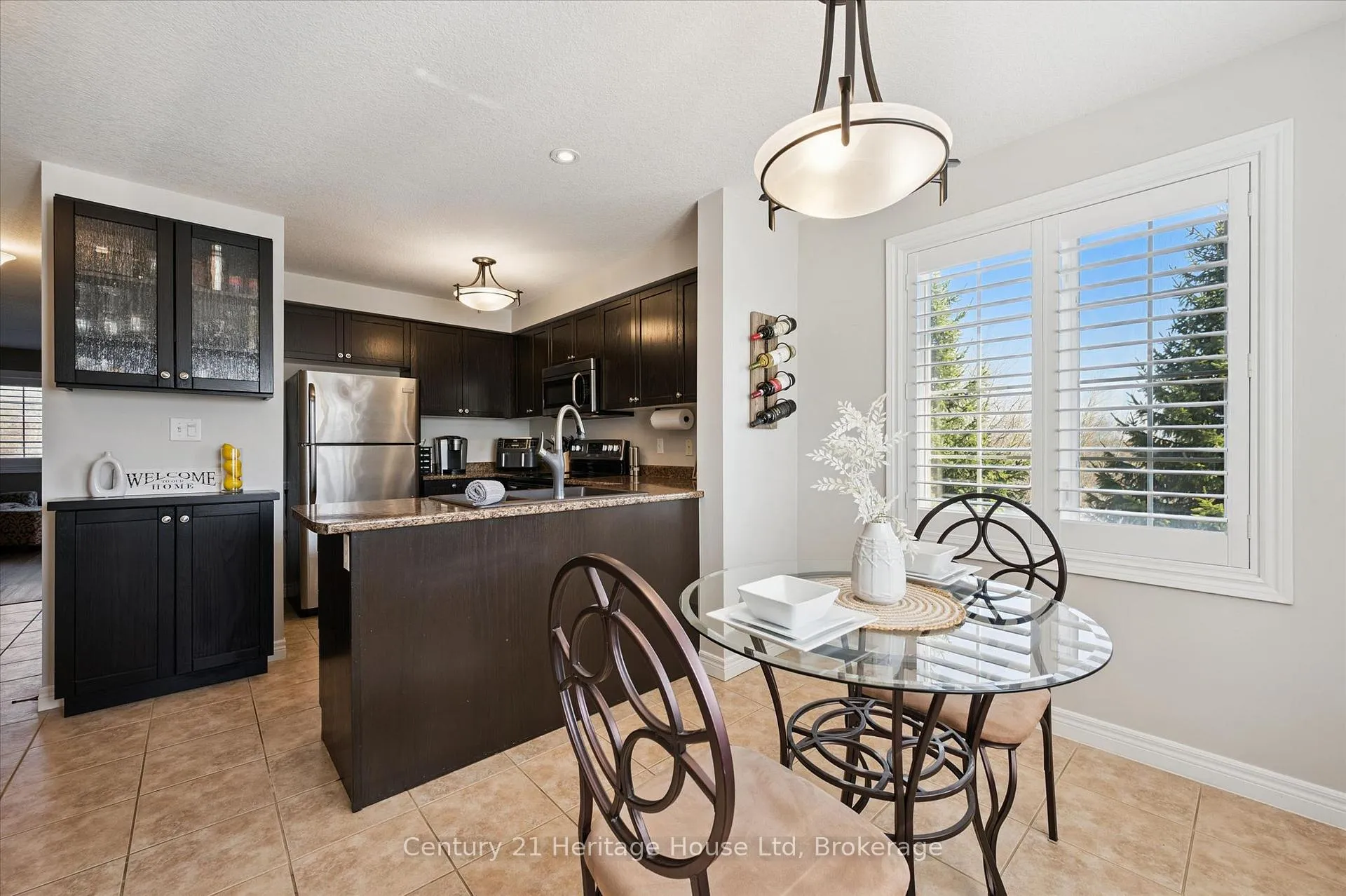Photo 23 of Unit B, 656 Woodlawn Road, Guelph, Victoria North — HOMEH