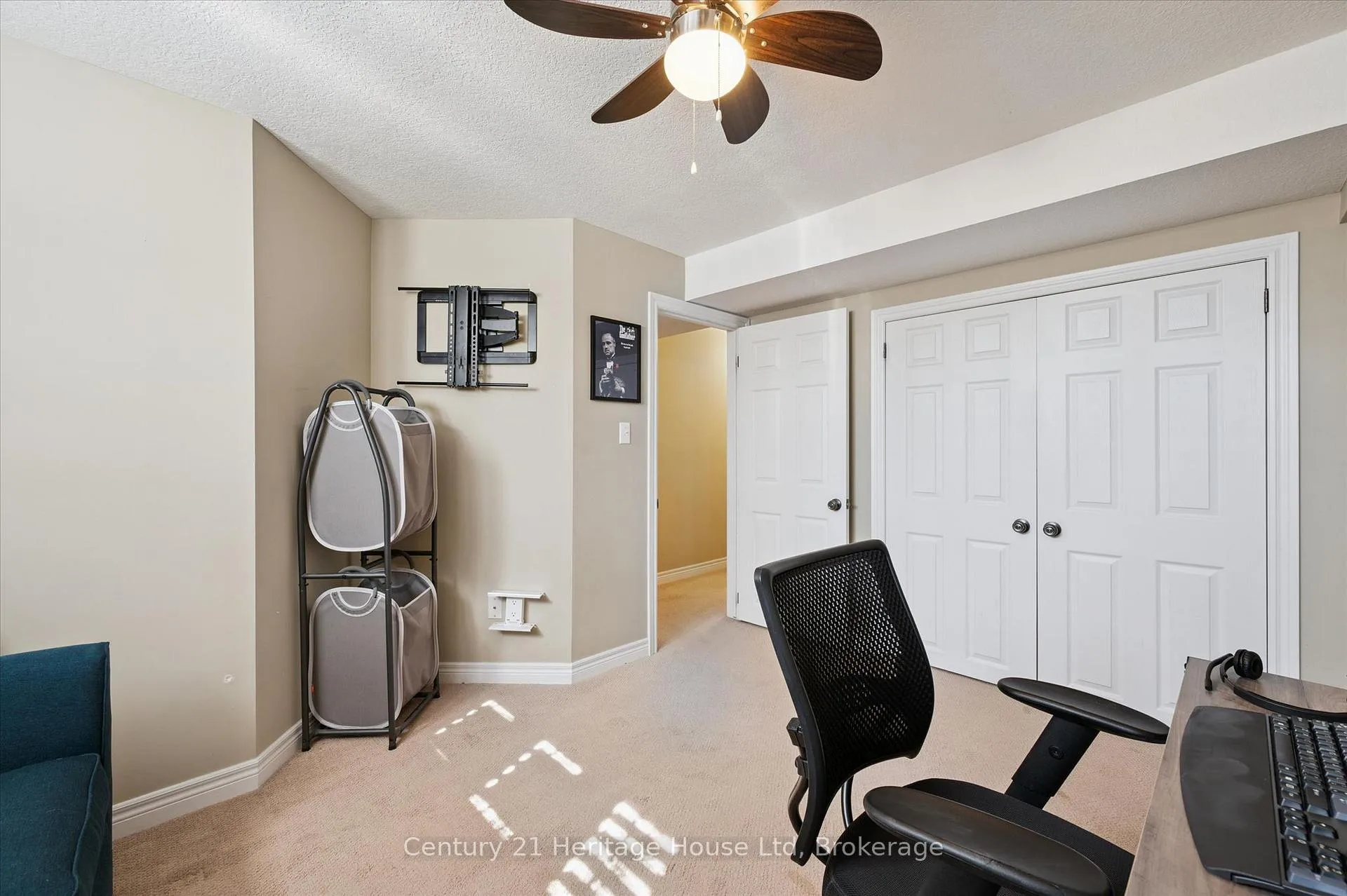 Photo 28 of Unit B, 656 Woodlawn Road, Guelph, Victoria North — HOMEH