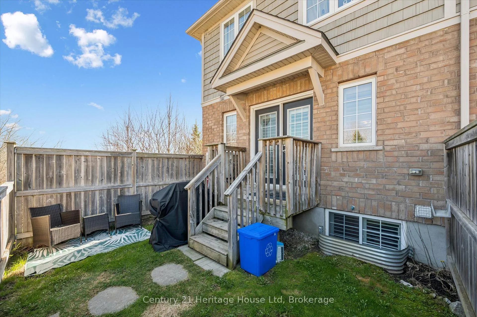 Photo 35 of Unit B, 656 Woodlawn Road, Guelph, Victoria North — HOMEH