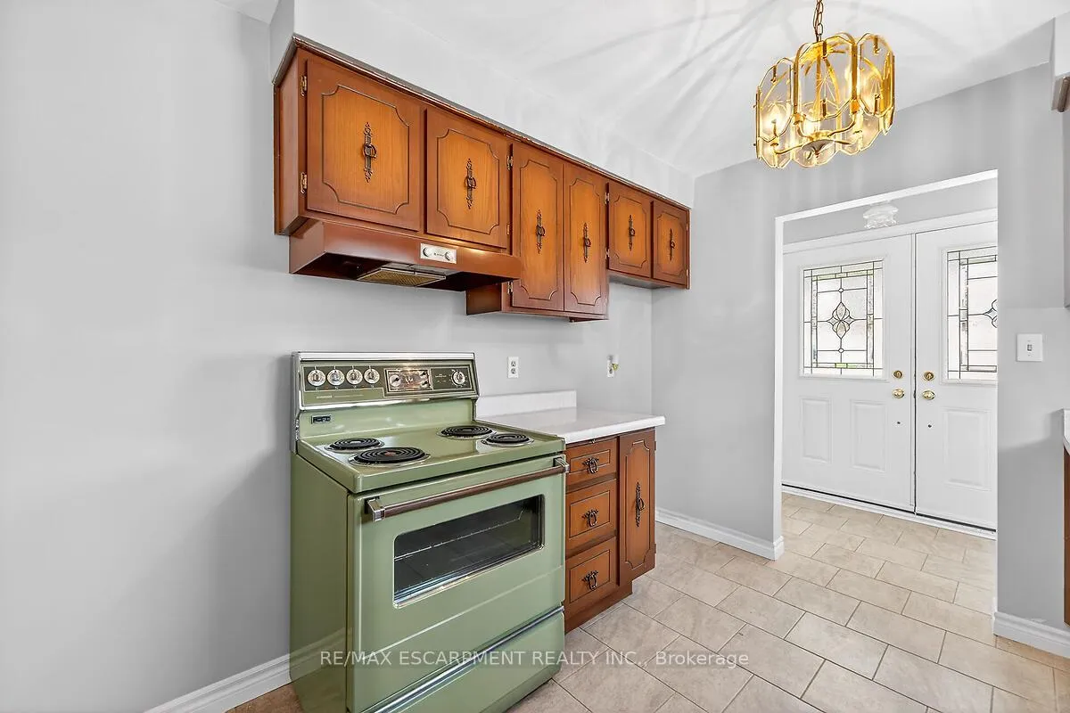 Photo 14 of 35 Rangeview Court, Hamilton, Quinndale — HOMEH