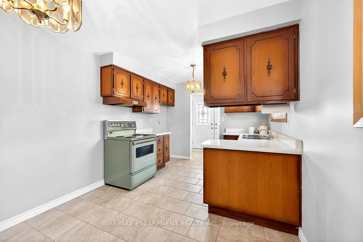 Photo 17 of 35 Rangeview Court, Hamilton, Quinndale — HOMEH