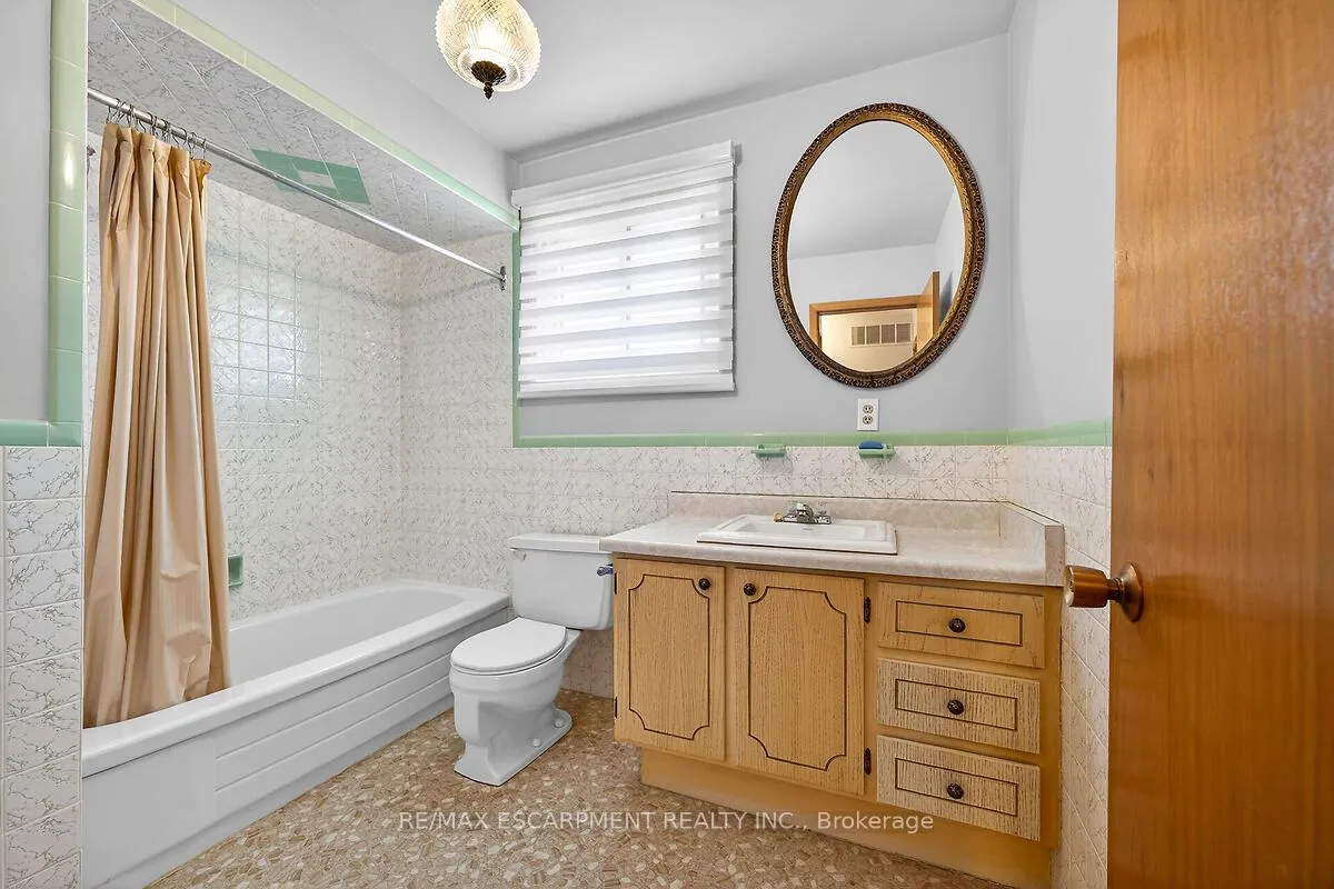 Photo 25 of 35 Rangeview Court, Hamilton, Quinndale — HOMEH