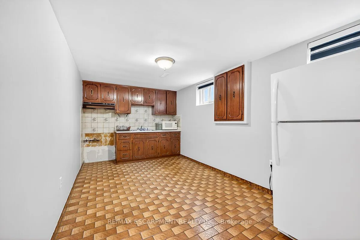 Photo 33 of 35 Rangeview Court, Hamilton, Quinndale — HOMEH