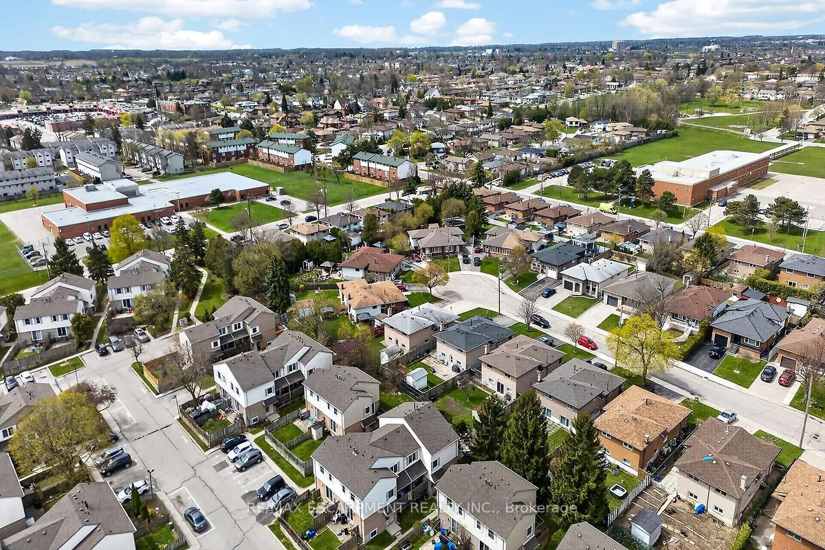 Photo 45 of 35 Rangeview Court, Hamilton, Quinndale — HOMEH