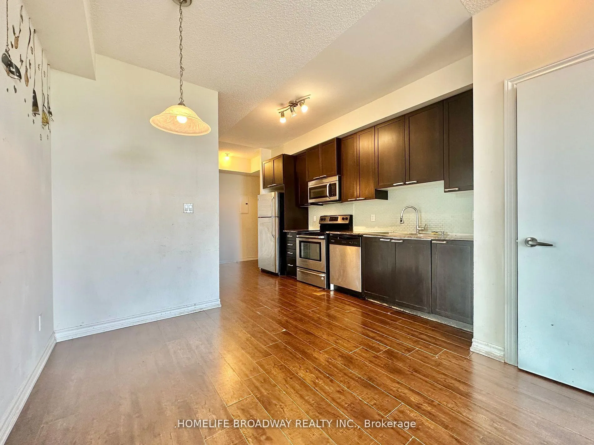 Photo 5 of Unit 912, 1328 Birchmount Road, Scarborough, Wexford-Maryvale — HOMEH