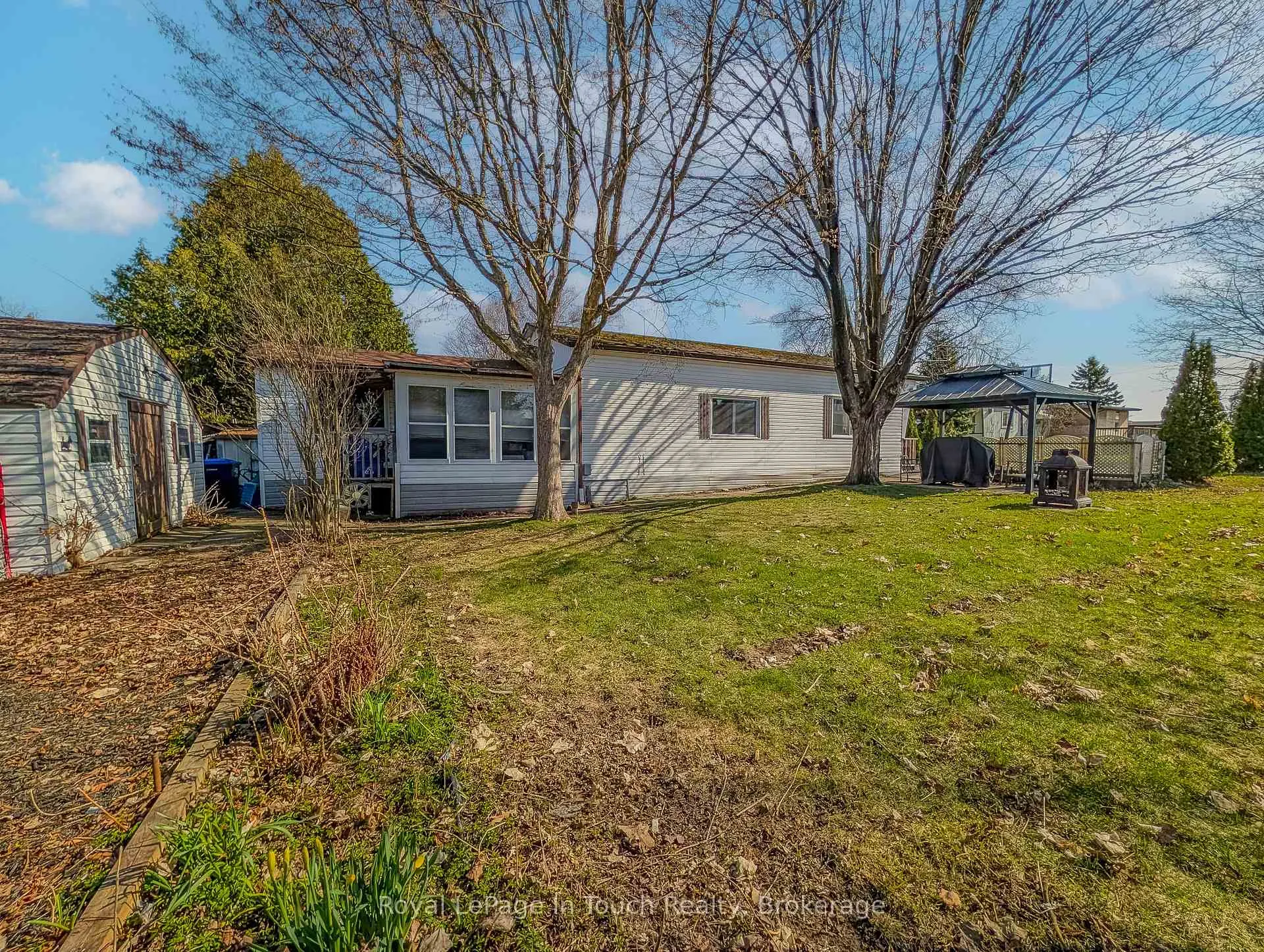 Photo 9 of 30 Berts Road, Midland — HOMEH