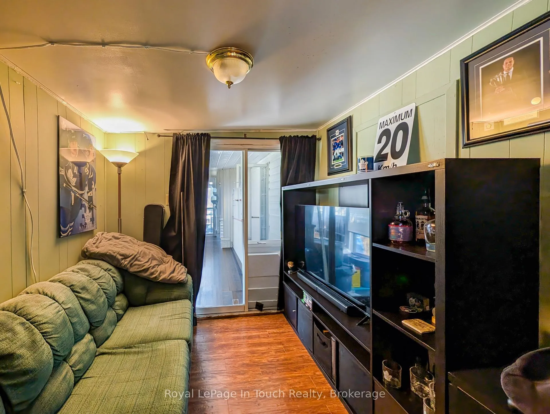 Photo 12 of 30 Berts Road, Midland — HOMEH