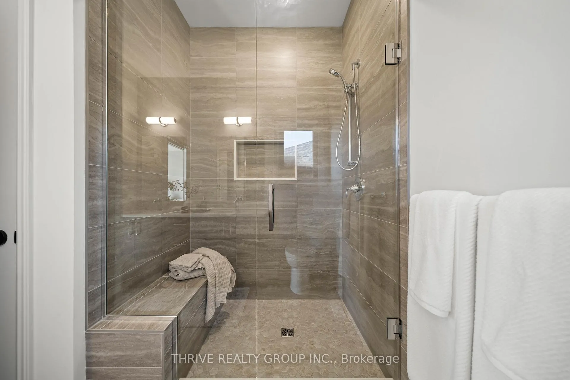 Photo 30 of 1510 Moe Norman Place, London, South A — HOMEH