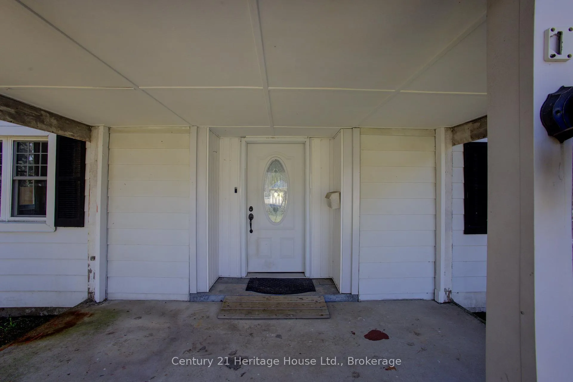 Photo 7 of 221 Lambton Street E, West Grey — HOMEH